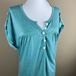 Elizabeth Kelly NWT Short Sleeve Blouse Size XL Green,V-neck Partial Button Down